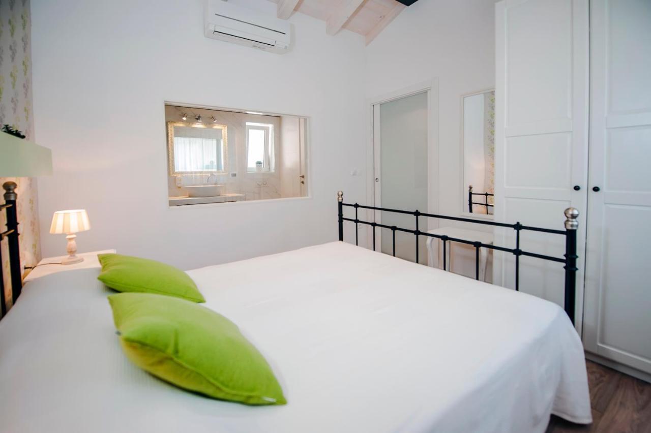 Villa Kos Rovinj Apartments Ngoại thất bức ảnh
