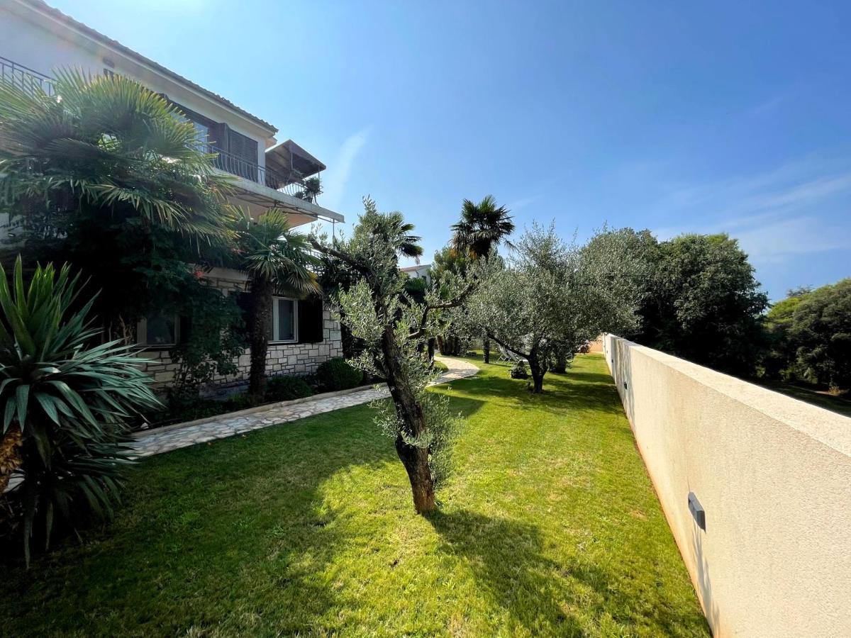 Villa Kos Rovinj Apartments Ngoại thất bức ảnh