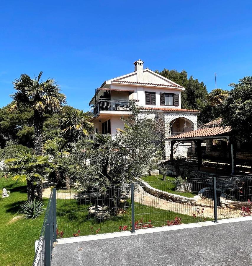 Villa Kos Rovinj Apartments Ngoại thất bức ảnh
